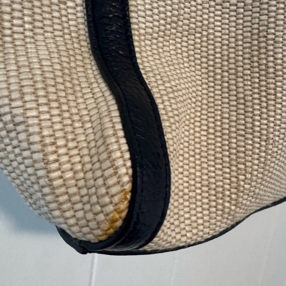 Chic Black and Cream Tote with Sturdy Handles - Picture 6 of 12